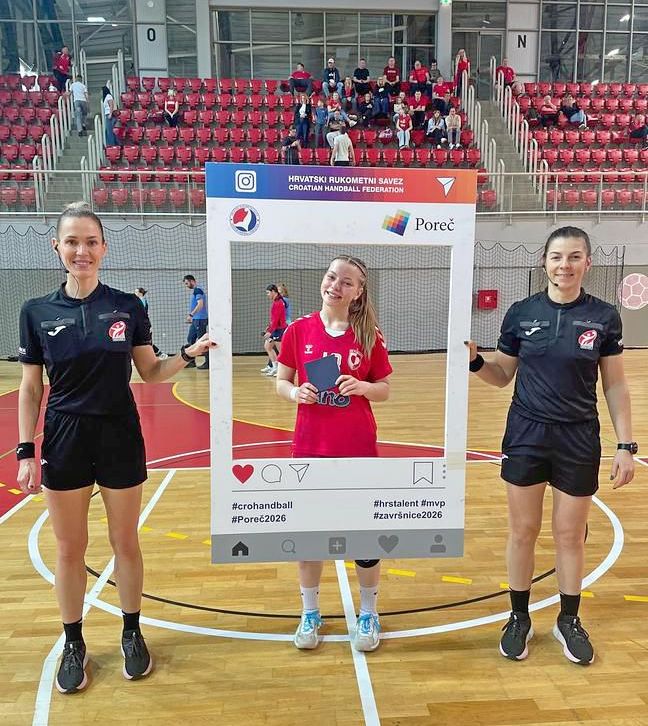 Maja Elena Hajdinjak9