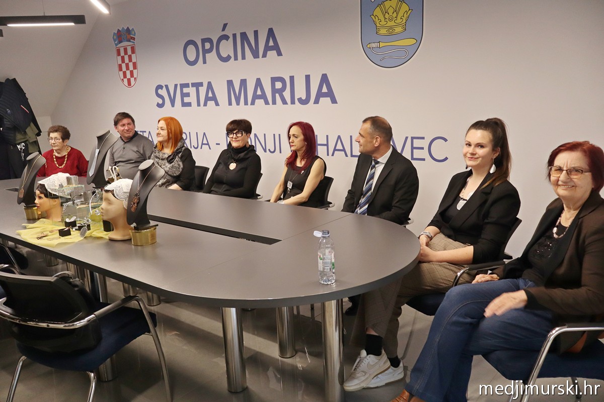 Nakit svetomarska čipka (13)