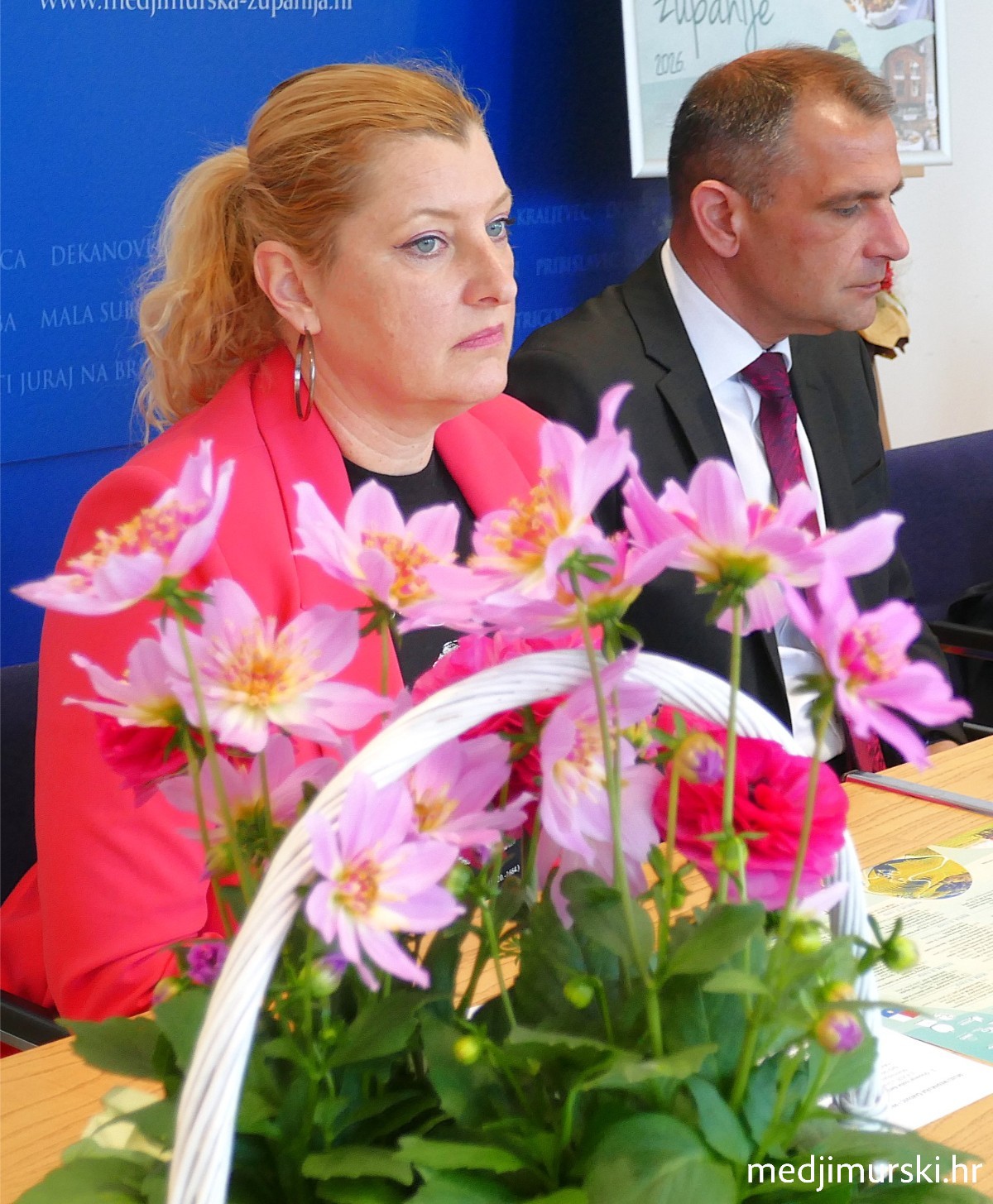 P1220103