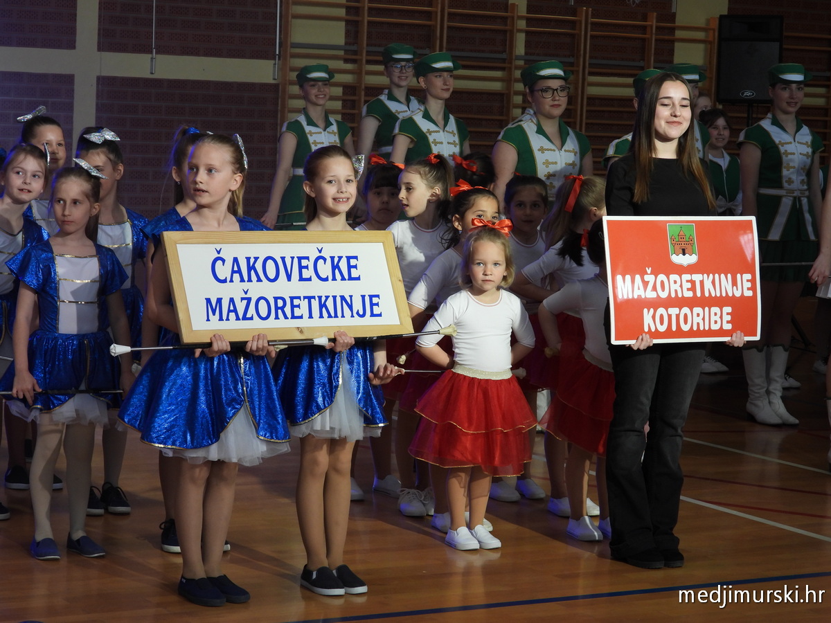 Sobočka mažoret večer (13)