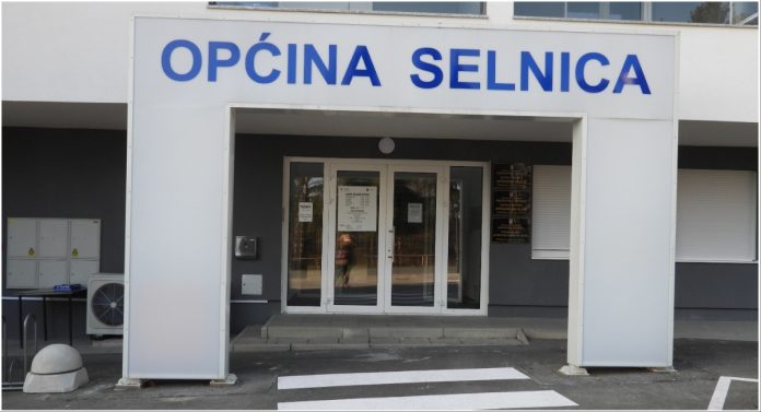 Naslovna selnica (4)