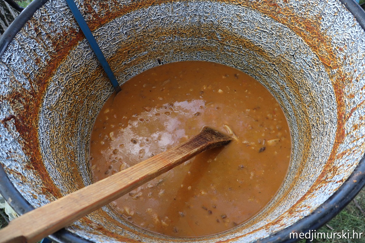 1 MAJ Beli Beč Sveta Marija (11)