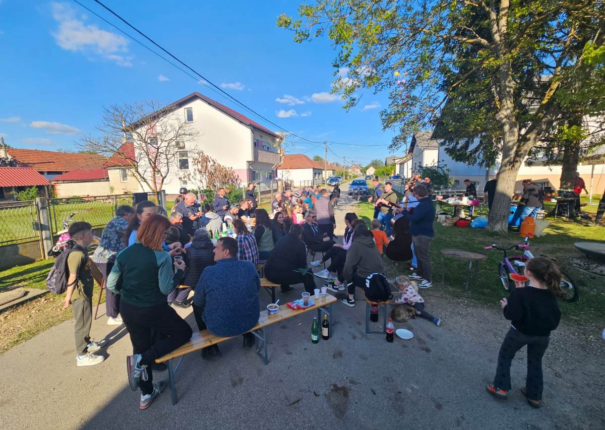 1 MAJ Beli Beč Sveta Marija (13)
