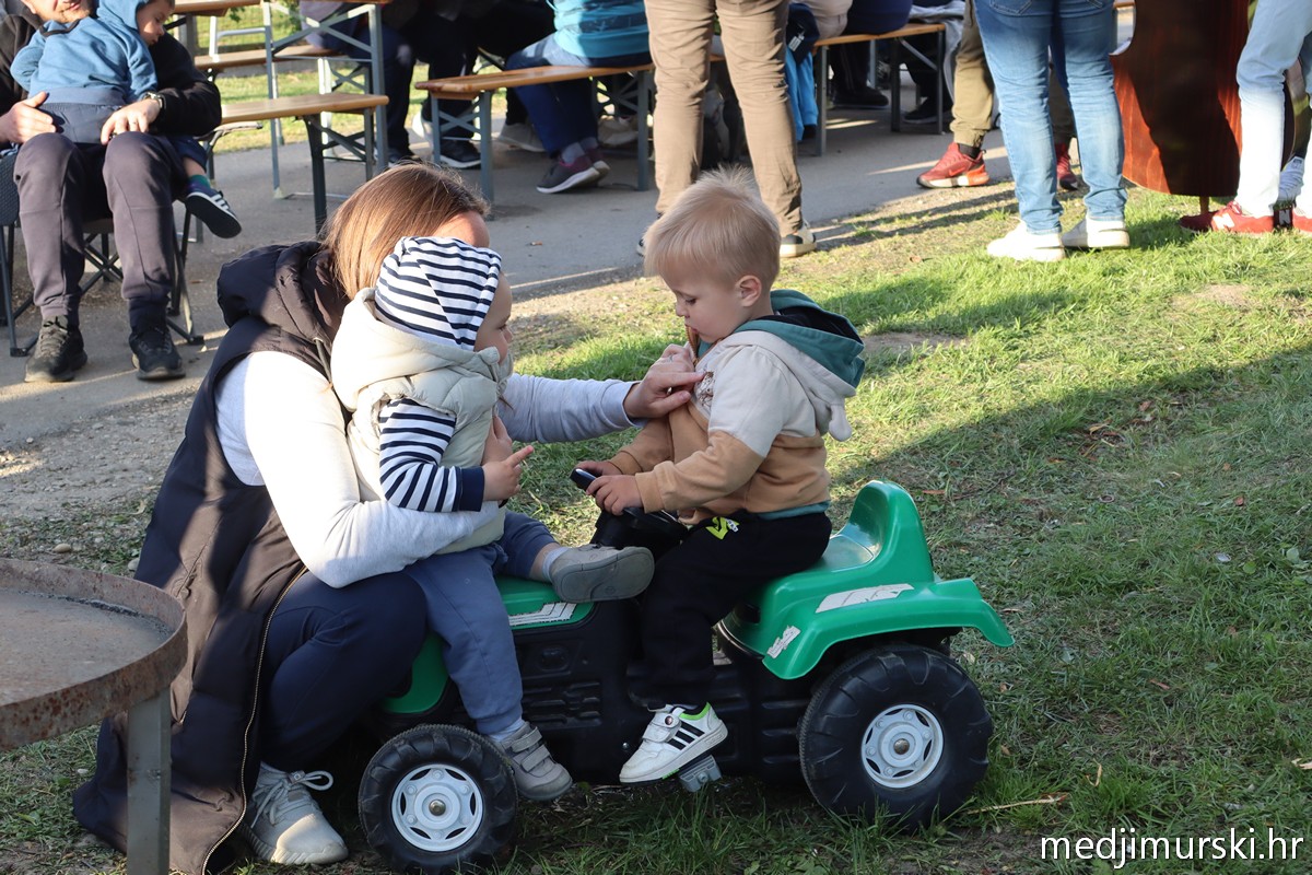 1 MAJ Beli Beč Sveta Marija (33)