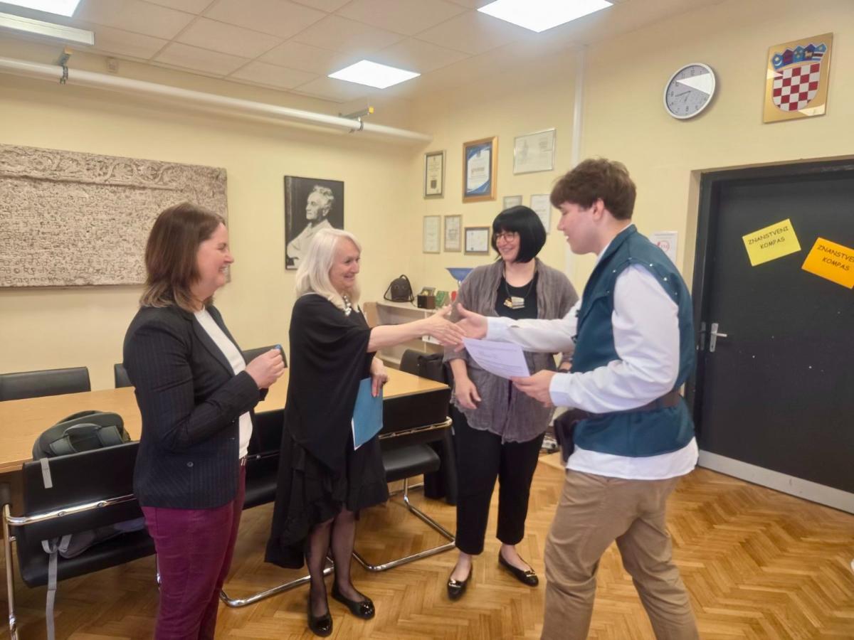 700387293 1583495417116880 3670187090487700486 n