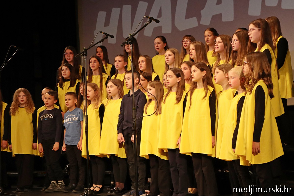 Koncert Majčin dan Prelog (30)