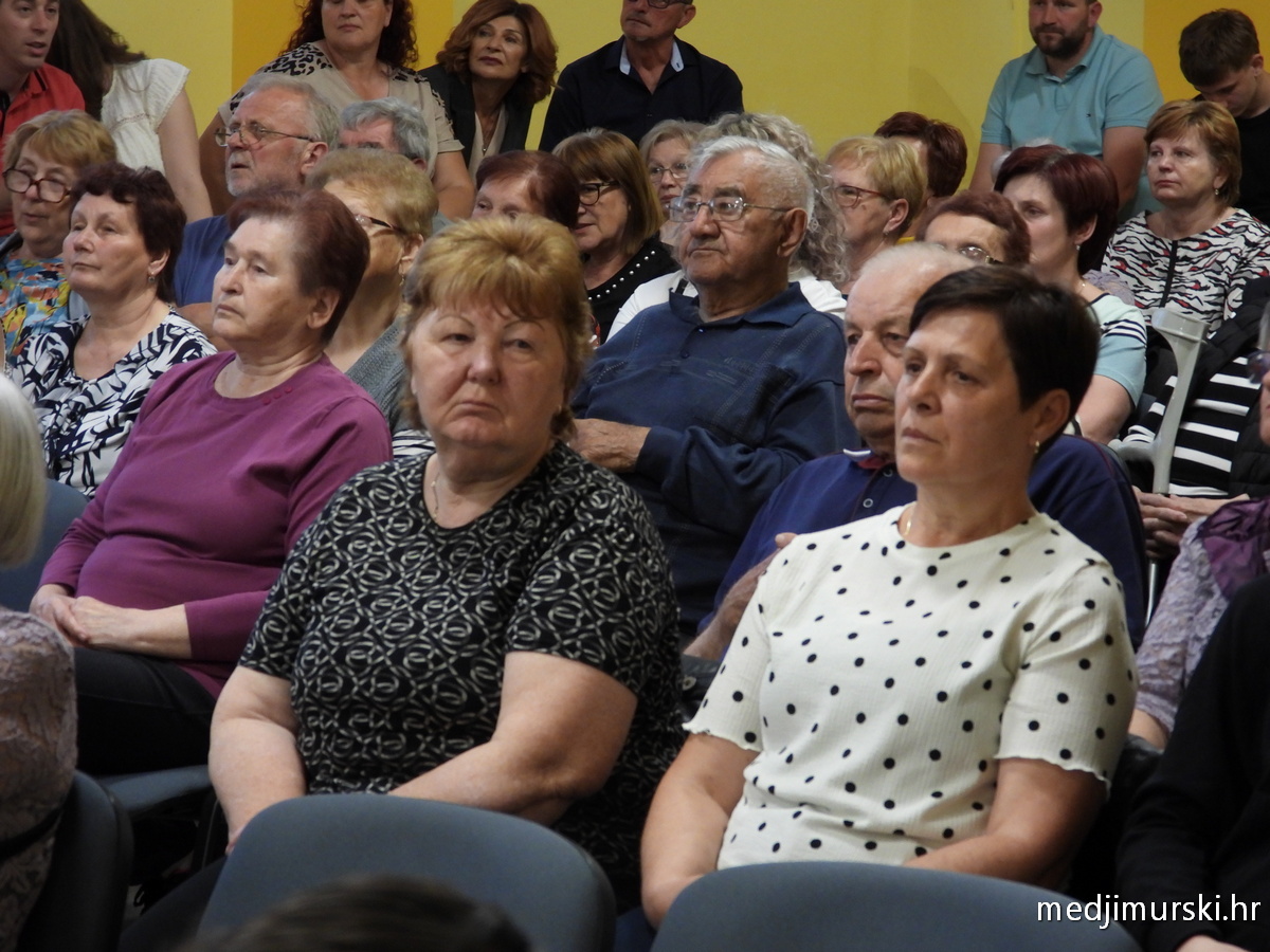 Koncert Majčin dan Vratišinec (54)