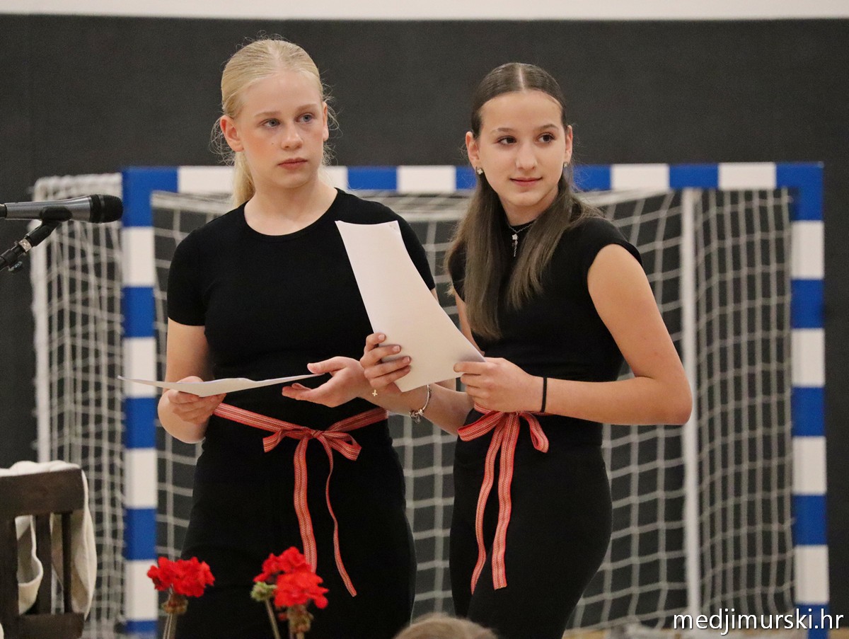 Međunarodni folklorni susret Draškovec (14)