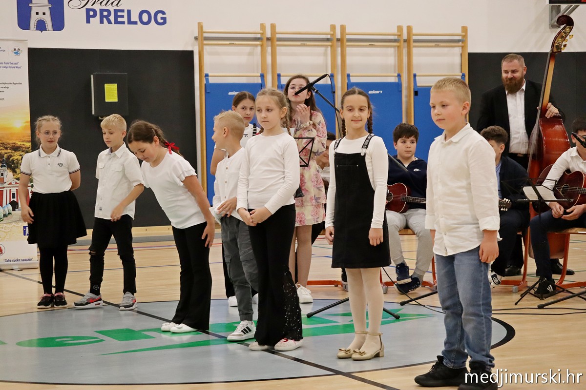 Međunarodni folklorni susret Draškovec (25)