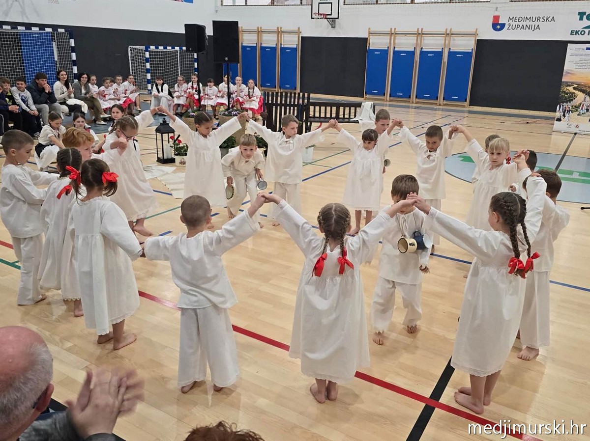 Međunarodni folklorni susret Draškovec (33B)