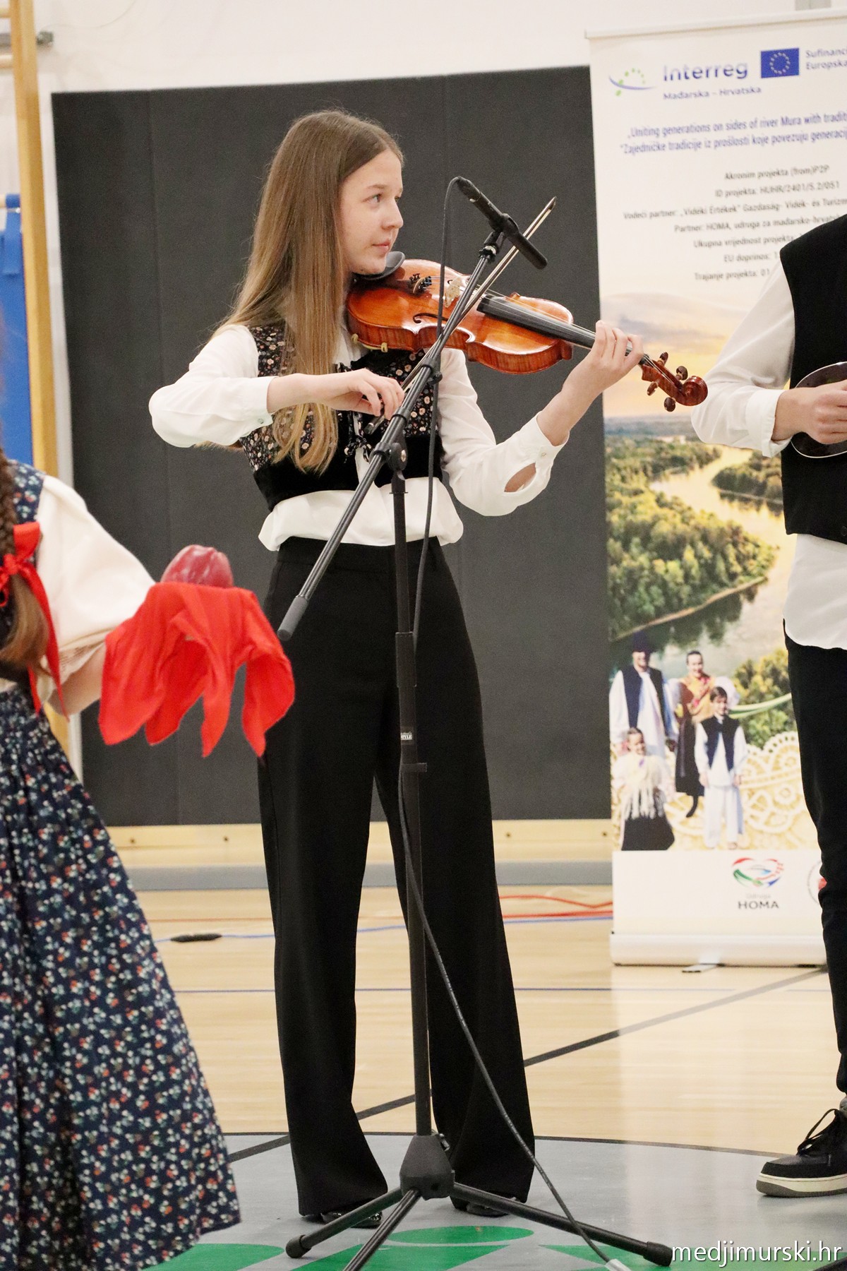 Međunarodni folklorni susret Draškovec (45)