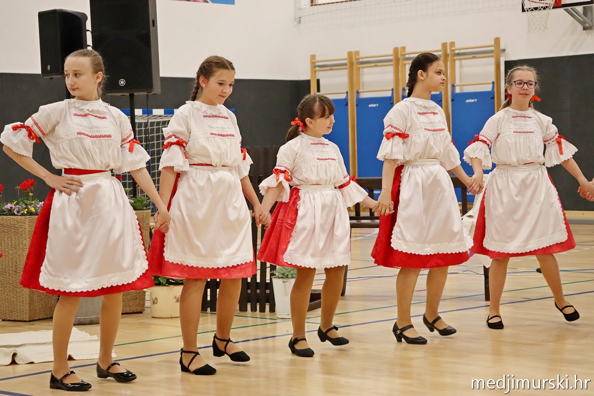 Međunarodni folklorni susret Draškovec (78)