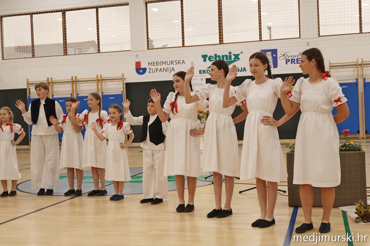 Međunarodni folklorni susret Draškovec (89)