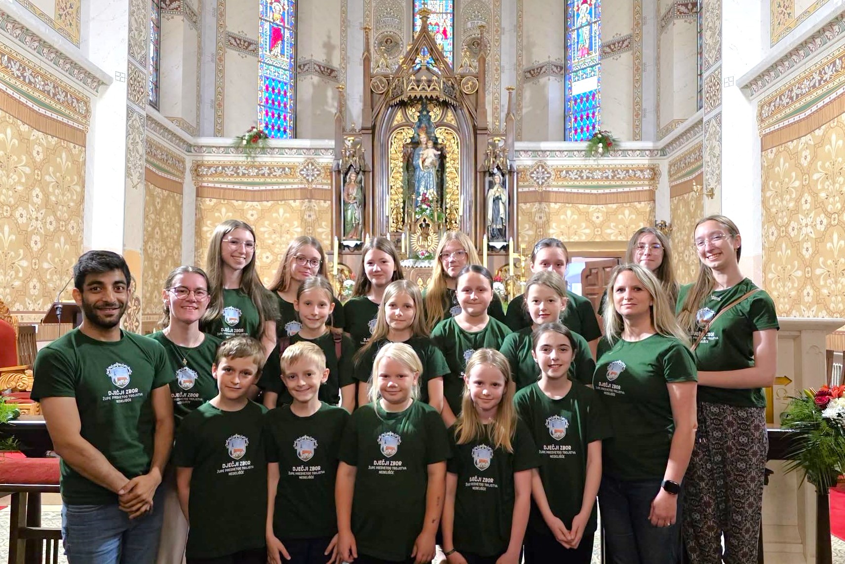 NASLOVNA FOTKA Mali zbor crkve Nedelišće