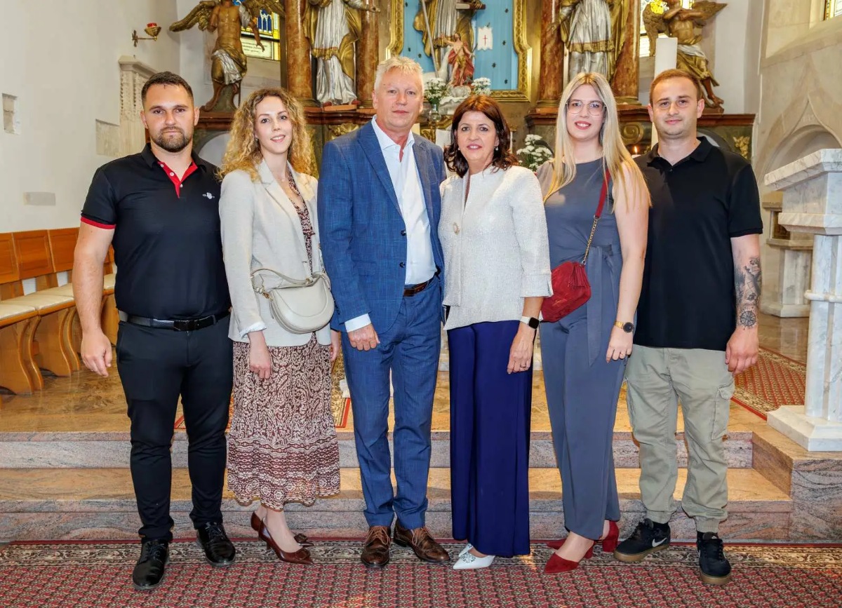 Obitelj Srša (5)