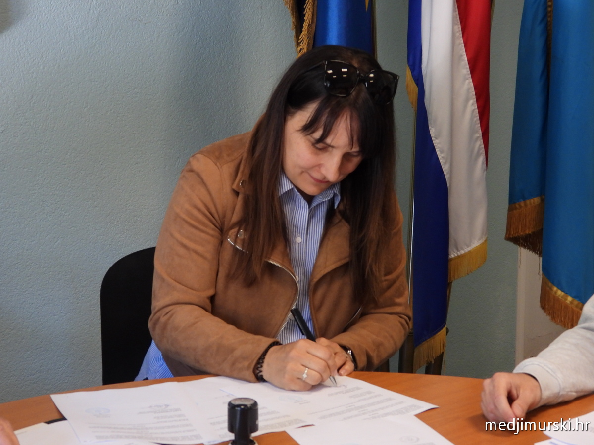 Potpisivanje ugovora Orehovica (21)