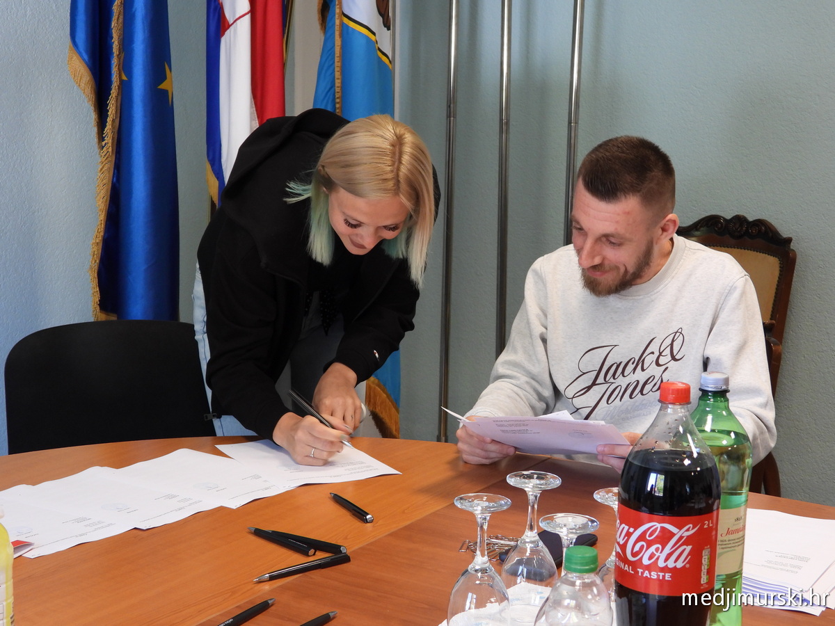 Potpisivanje ugovora Orehovica (40)