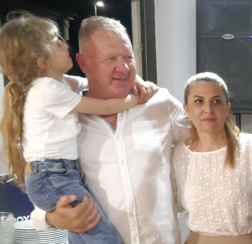 Robi, supruga Marija i kćerka Mila