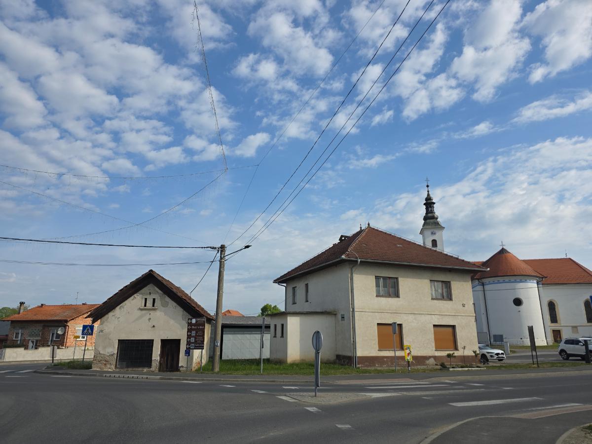 Rušenje ova dva objekta planirano je nakon rješavanja imovinsko pravnih odnosa