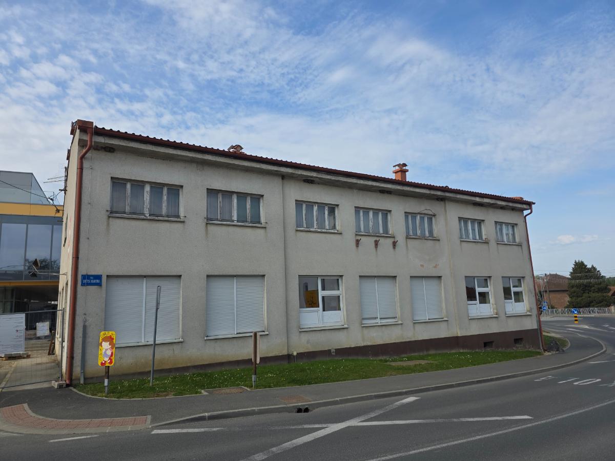 Rušenje zgrade stare škole u planu je nakon dovršetka školske sportske dvorane