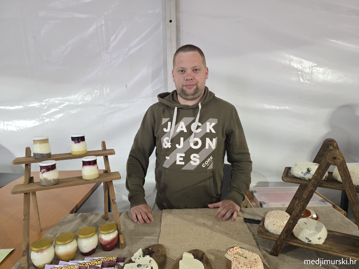 WhatsApp Image 2026 05 15 at 18.35.58 (1)