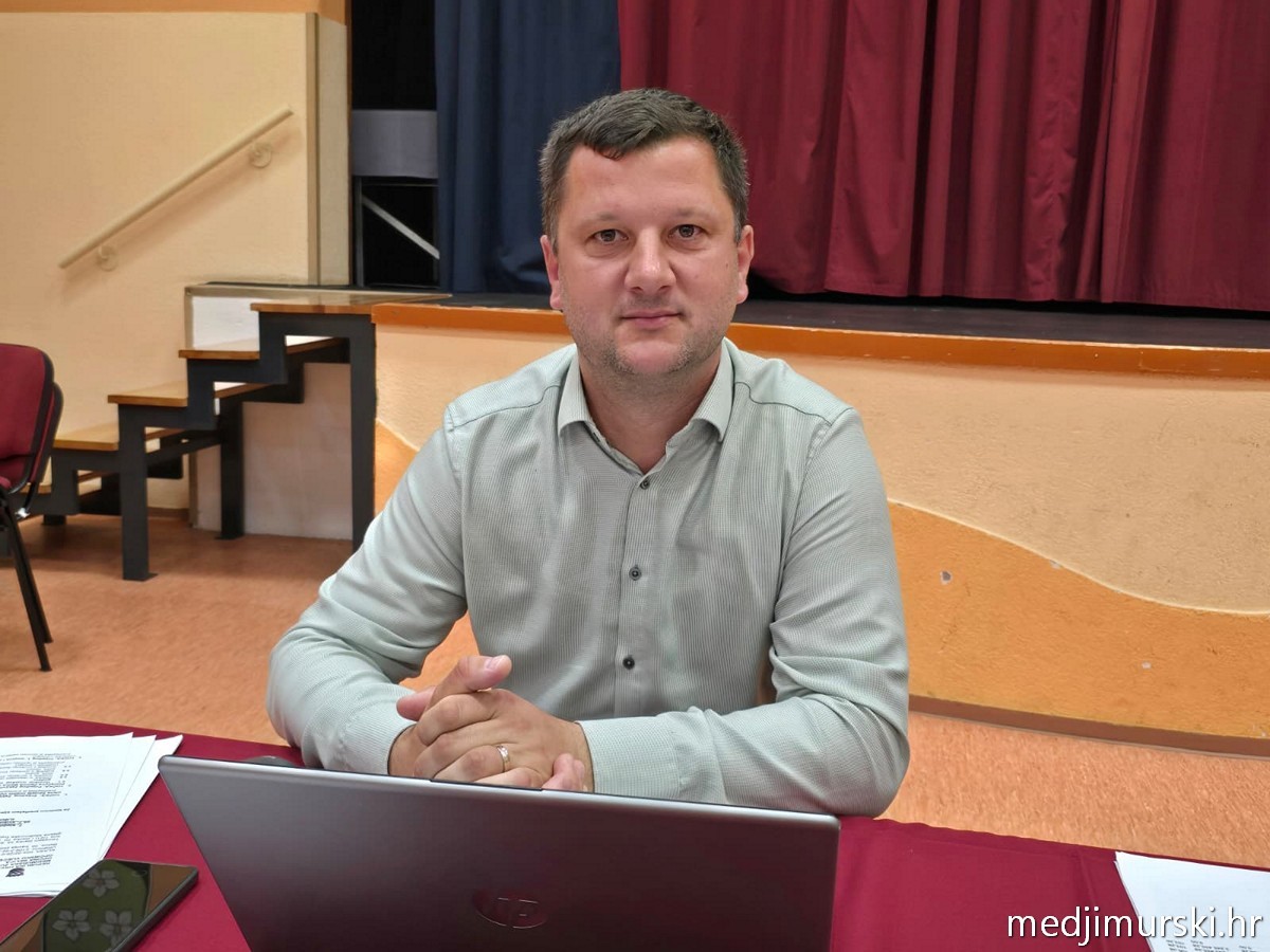 Za unutra 1 Načelnik Općine Belica Petar Janušić