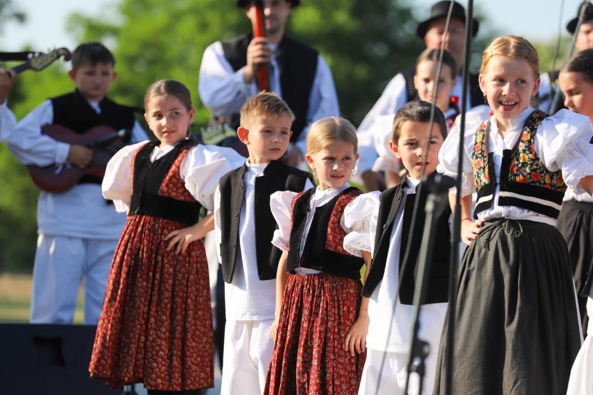 Za unutra