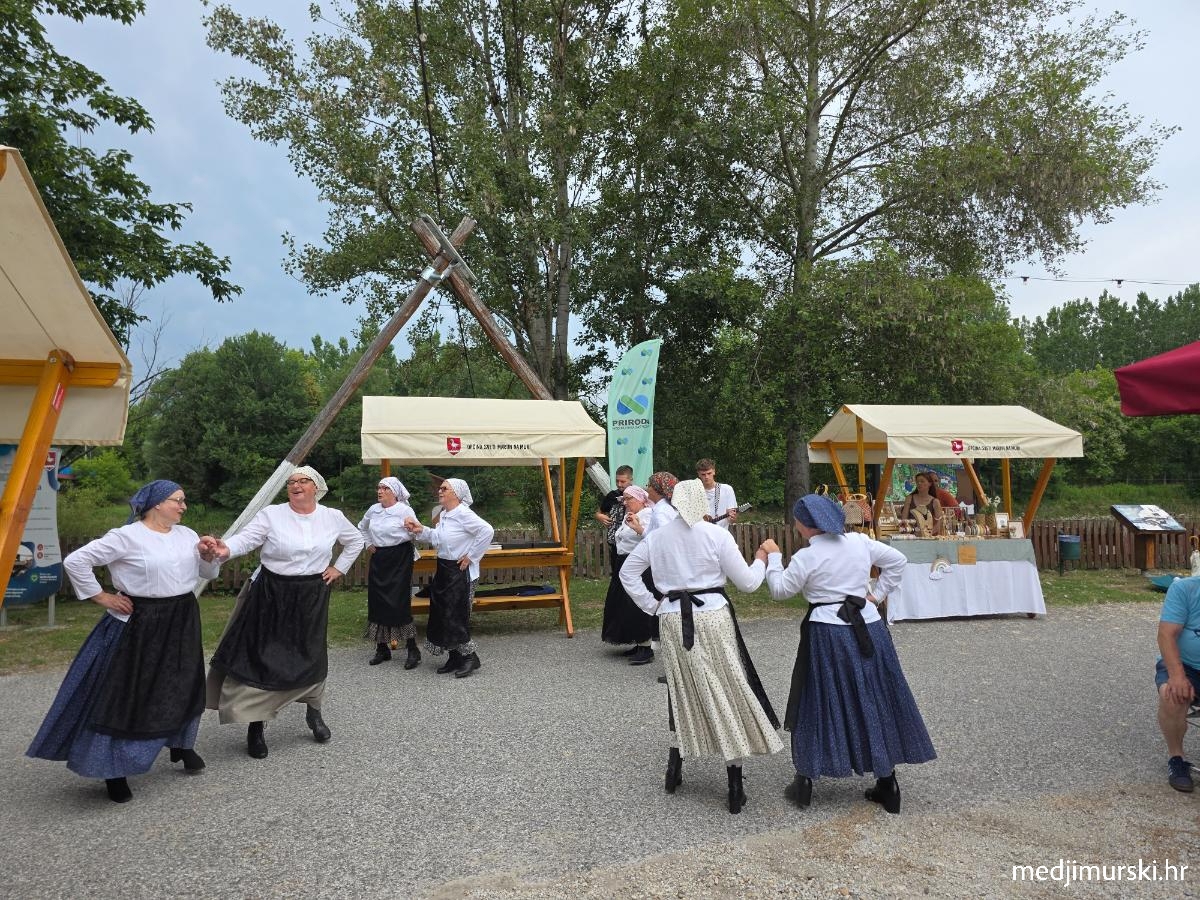 Natjecanje u košnji trave (11)