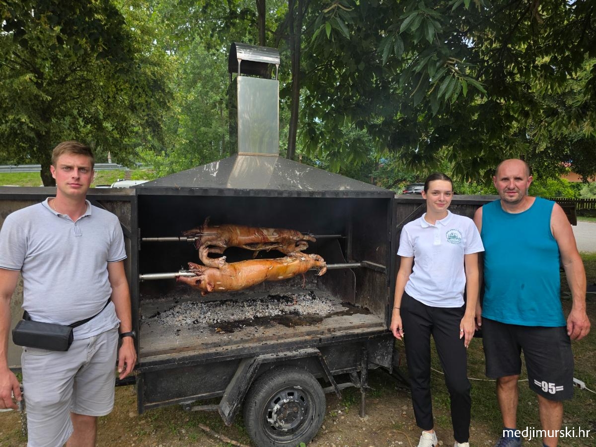 Natjecanje u košnji trave (5)