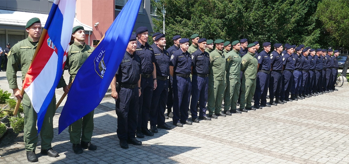 P1250250