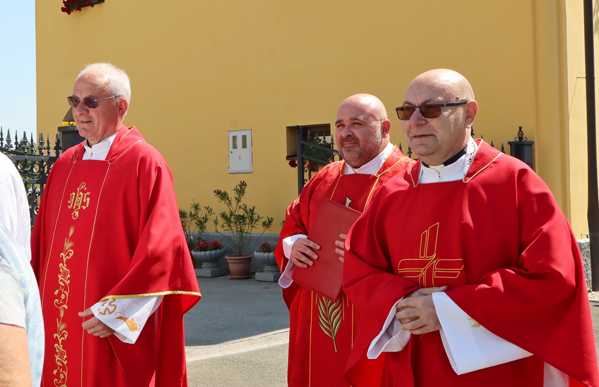 Procesija i sveta misa Donji Vidovec (15)
