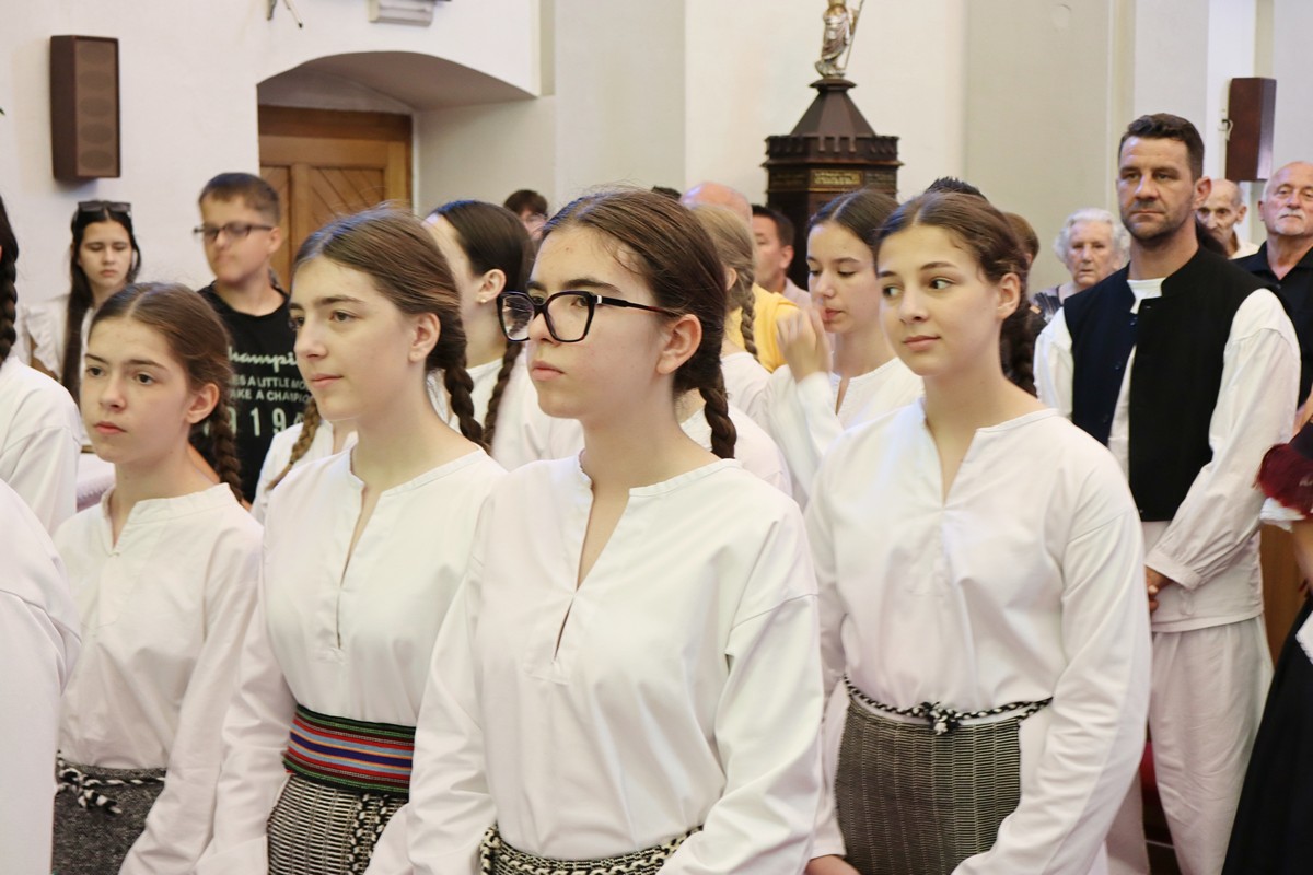 Procesija i sveta misa Donji Vidovec (20)