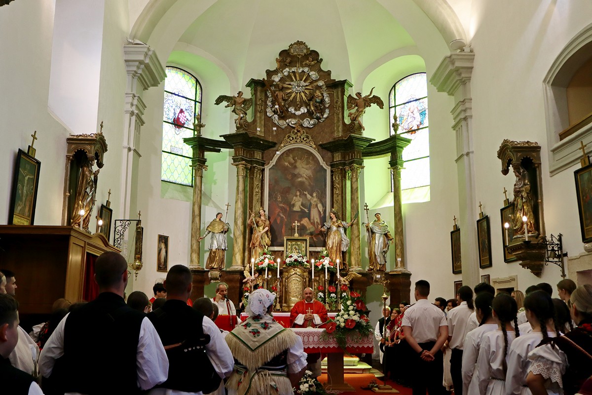 Procesija i sveta misa Donji Vidovec (27)