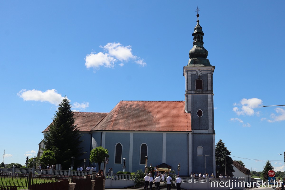 Tijelovska procesija Podturen 2026 (1)