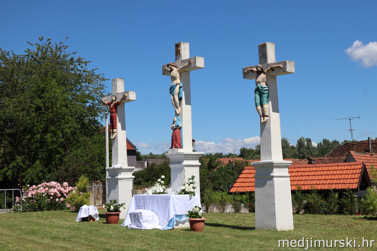 Tijelovska procesija Podturen 2026 (49)