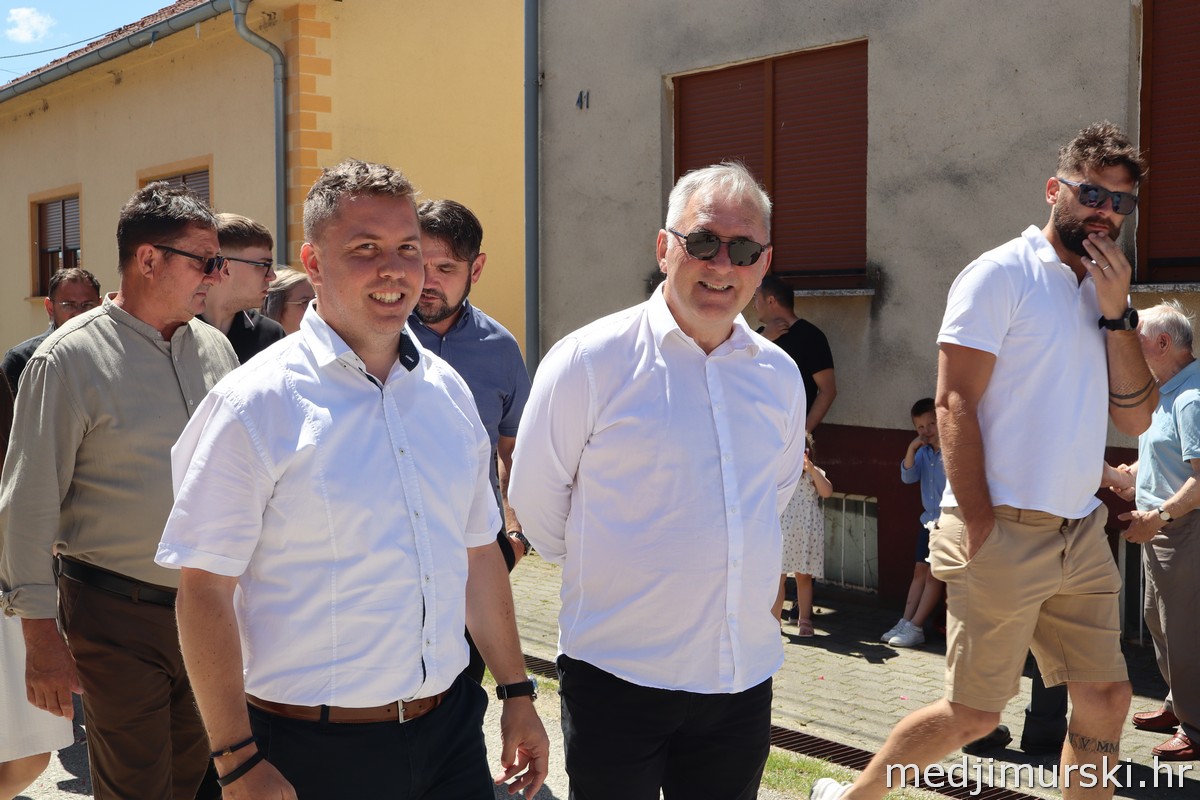 Tijelovska procesija Podturen 2026 (57)