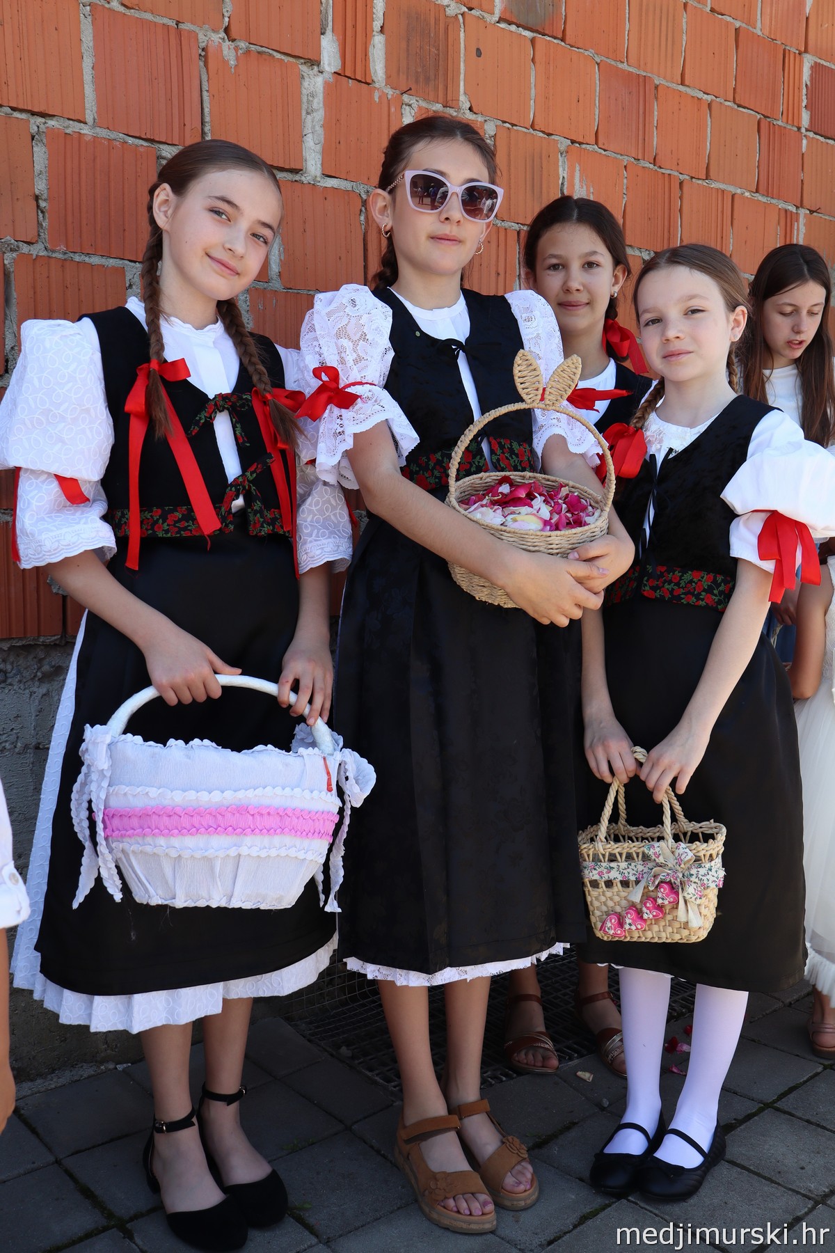 Tijelovska procesija Podturen 2026 (77)
