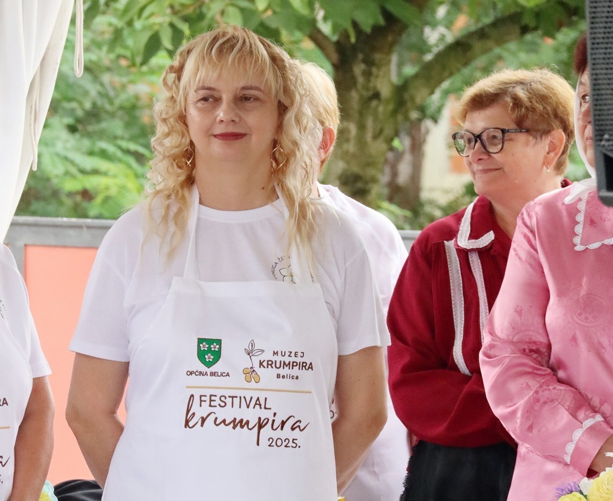 Ua unutra 4 Gordana Turk na Festivalu krumpira 2025.