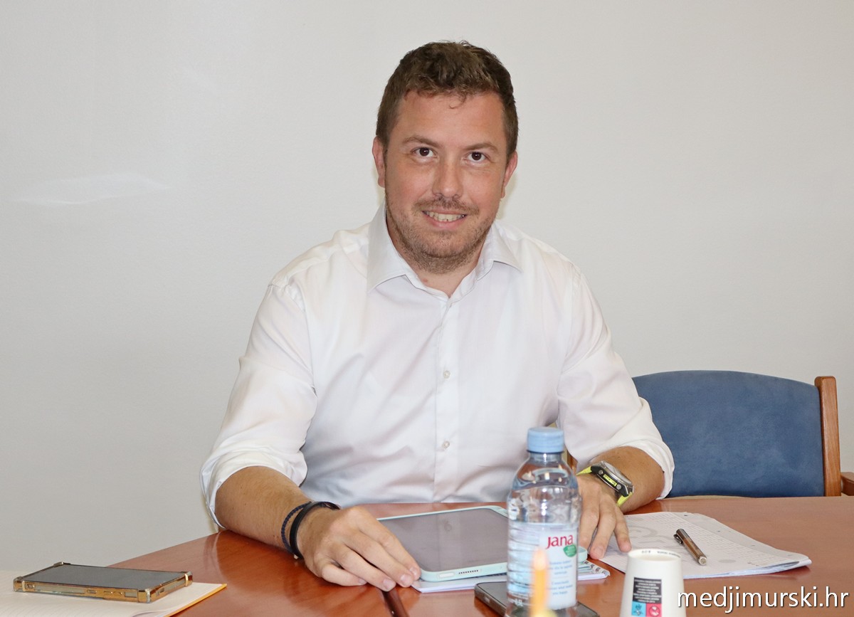 Za unutra 2 Načelnik Perica Hajdarović