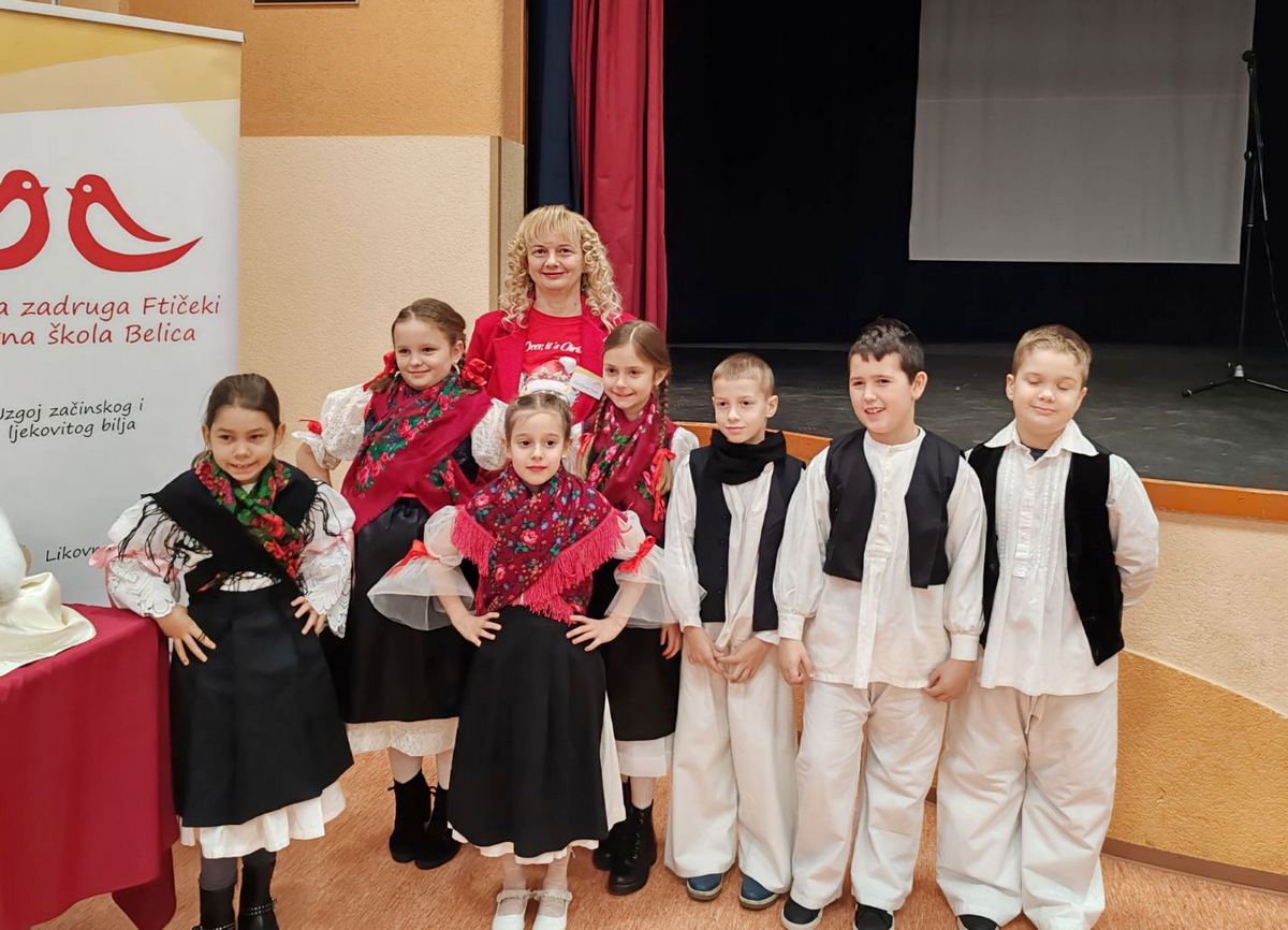 Za unutra 3 Gordana prenosi djeci ljubav prema međimurskoj popevki