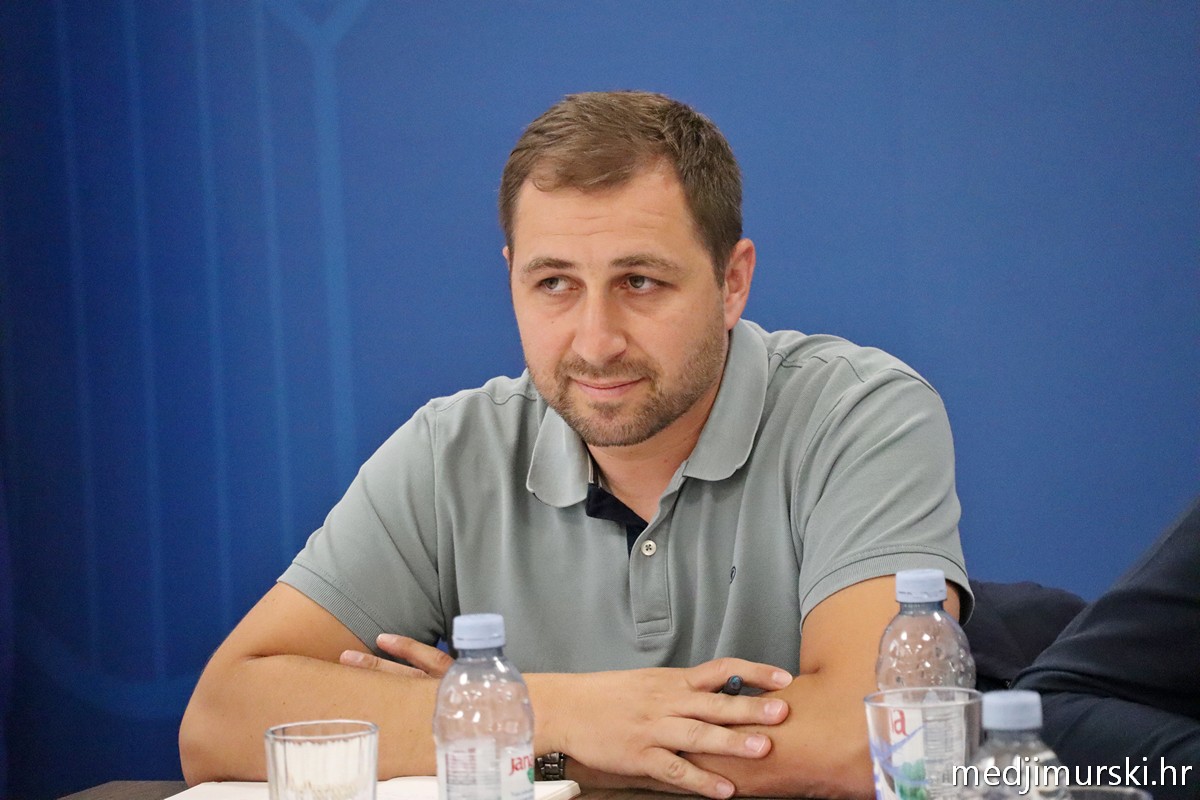 Za unutra 3 Hinko Virgej