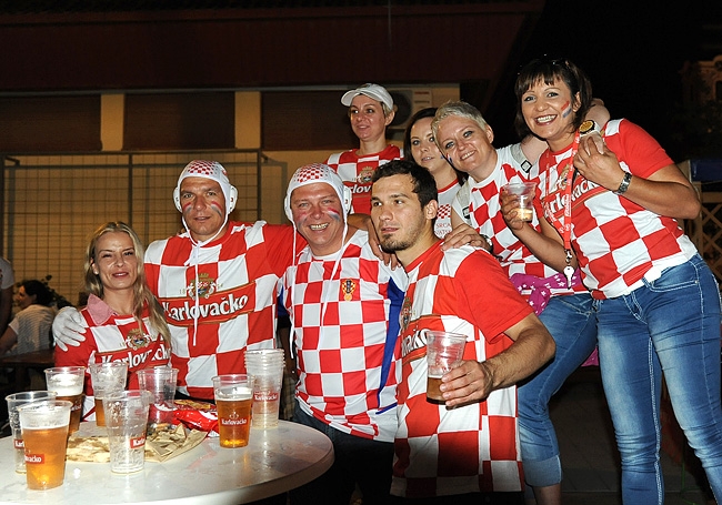 Za unutra (6)