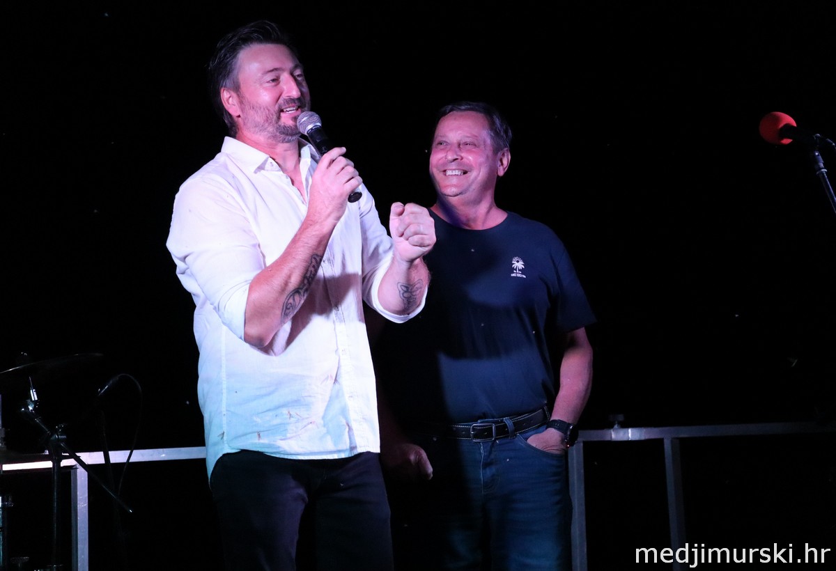 Aleksandar Lazić Lov na labuđe pero (66)