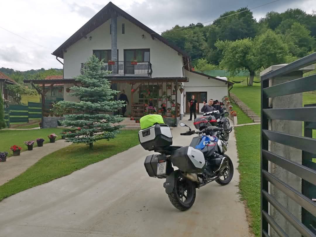 Dragutin Lukan motoristi putuju po svijetu6