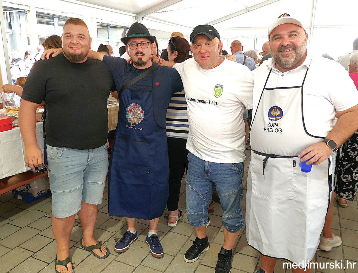 Igor Radašić, Silvio Košćak, Sranislav Rebernik (nije svećenik) i Kristijan Kuhar result