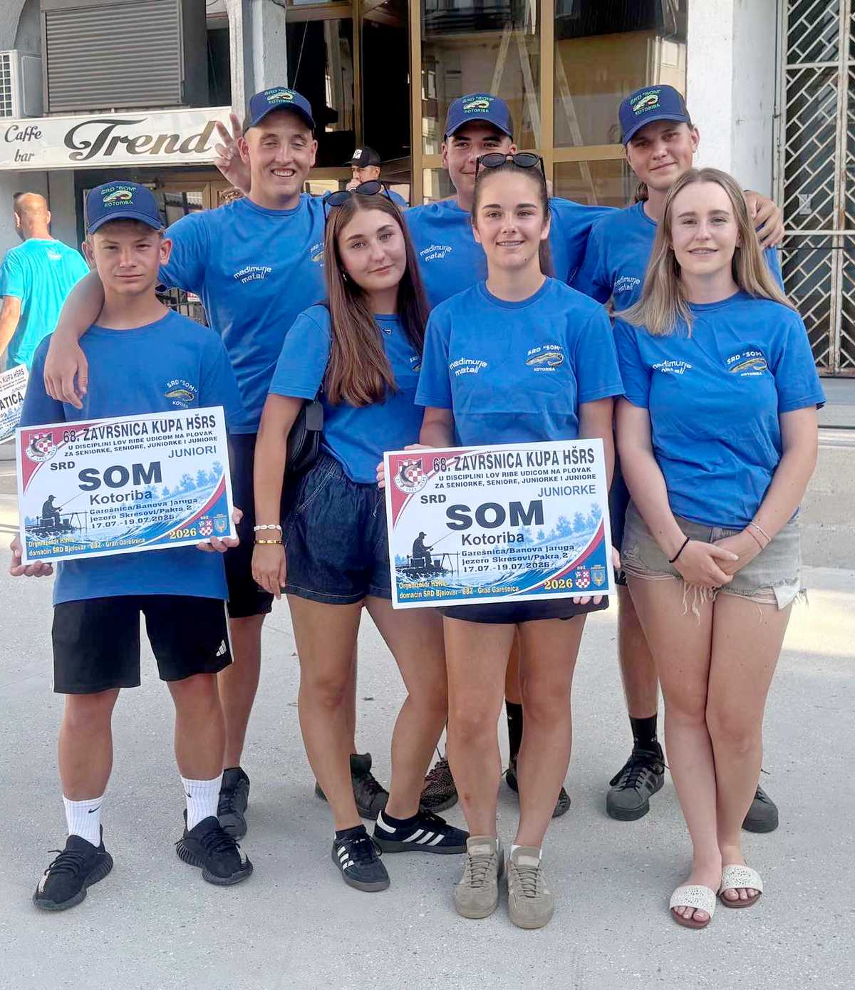 Juniorke SRD a Som Kotoriba