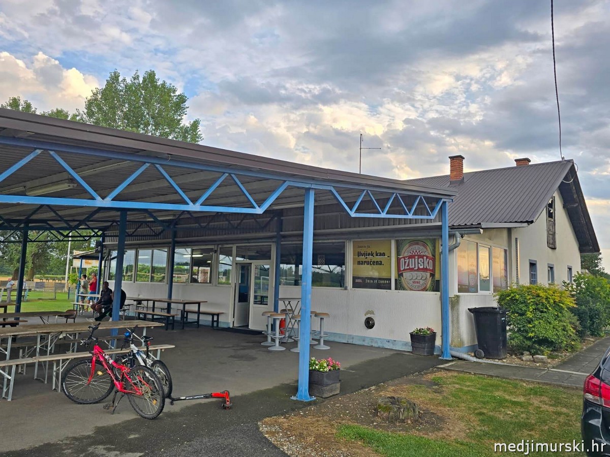 Kalanica dječji park Donji Vidovec uništen (5)