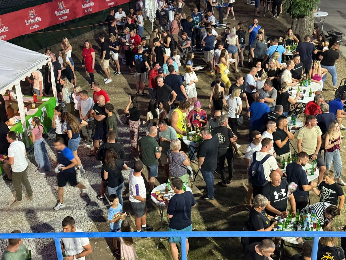 Ljetne noći Grada Preloga Sigma band ženski nogometni turnir3