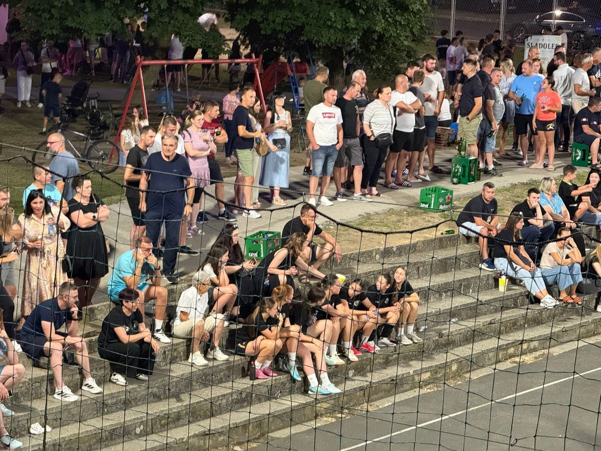 Ljetne noći Grada Preloga Sigma band ženski nogometni turnir4