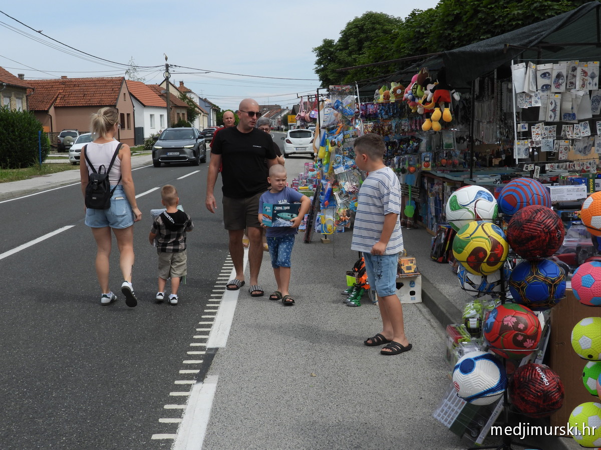 Mimohod Mala Subotica (13)